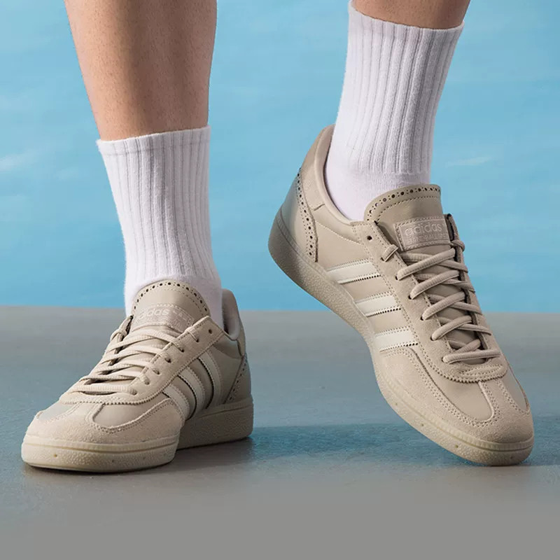 アディダス SAMBA OG W JQ8295 レトロ スエ - Adidas Shoes Samba のレビューと価格